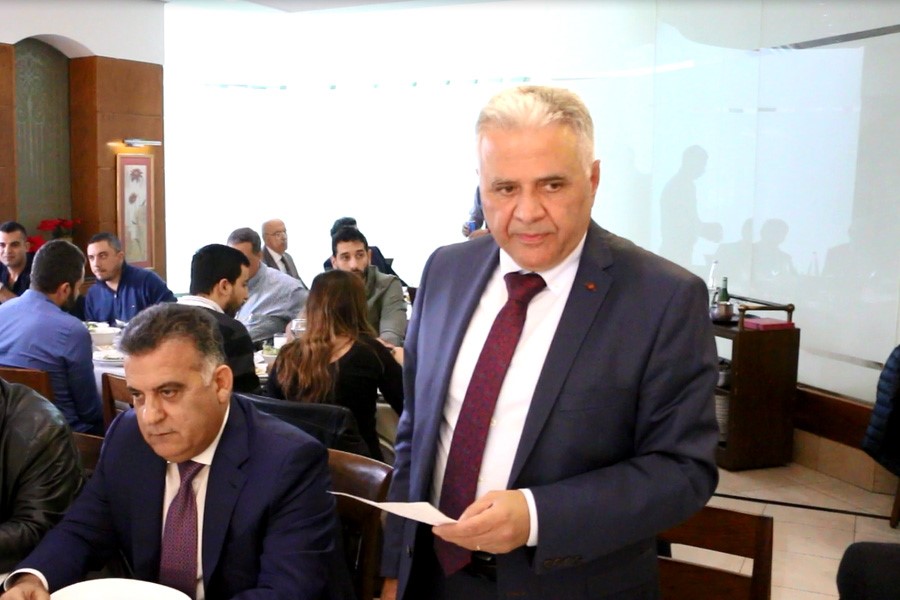 اللواء عباس ابراهيم فاجأ اسرة مجلة الأمن العام بحضوره لمعايدتهم