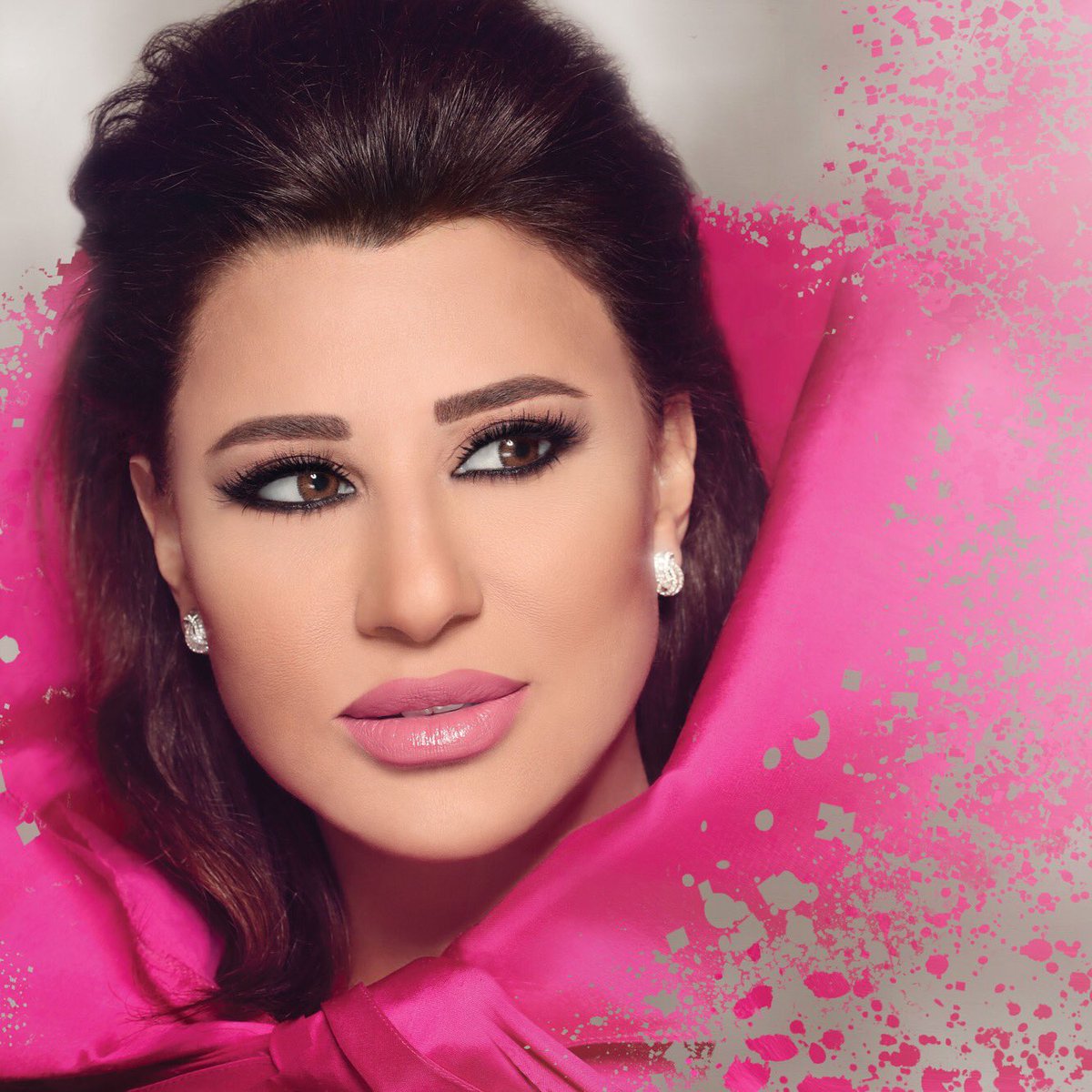 نجوى كرم ضيفة منتدى الإعلام العربي