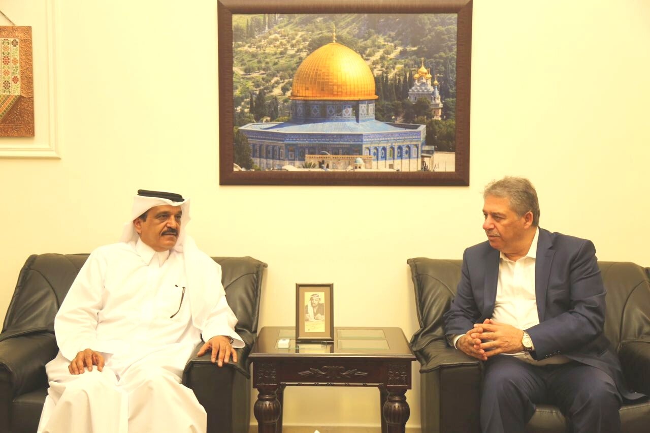 السفيران علي بن حمد المري وأشرف دبور