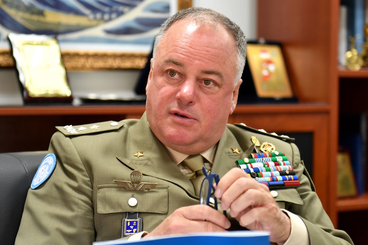 General De Col 1