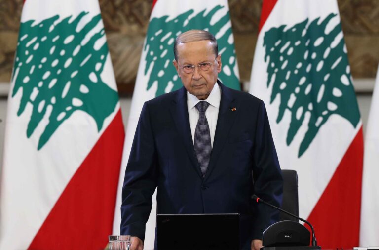 لا يبدو بأن طلب الرئيس عون بمساعدات مالية فورية للبنان سيلقى آذانا دولية صاغية وسط جائحة كوفيد-19