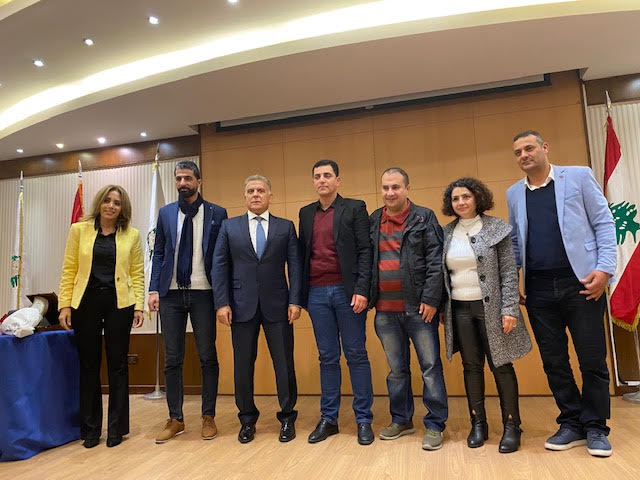 اللواء ابراهيم متوسطا الهيئة التعليمية