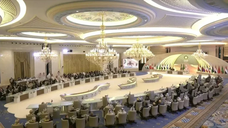 اجتماع تاريخي لجامعة الدول العربية في مدينة جدّة أمس في 19 أيار\مايو 2023