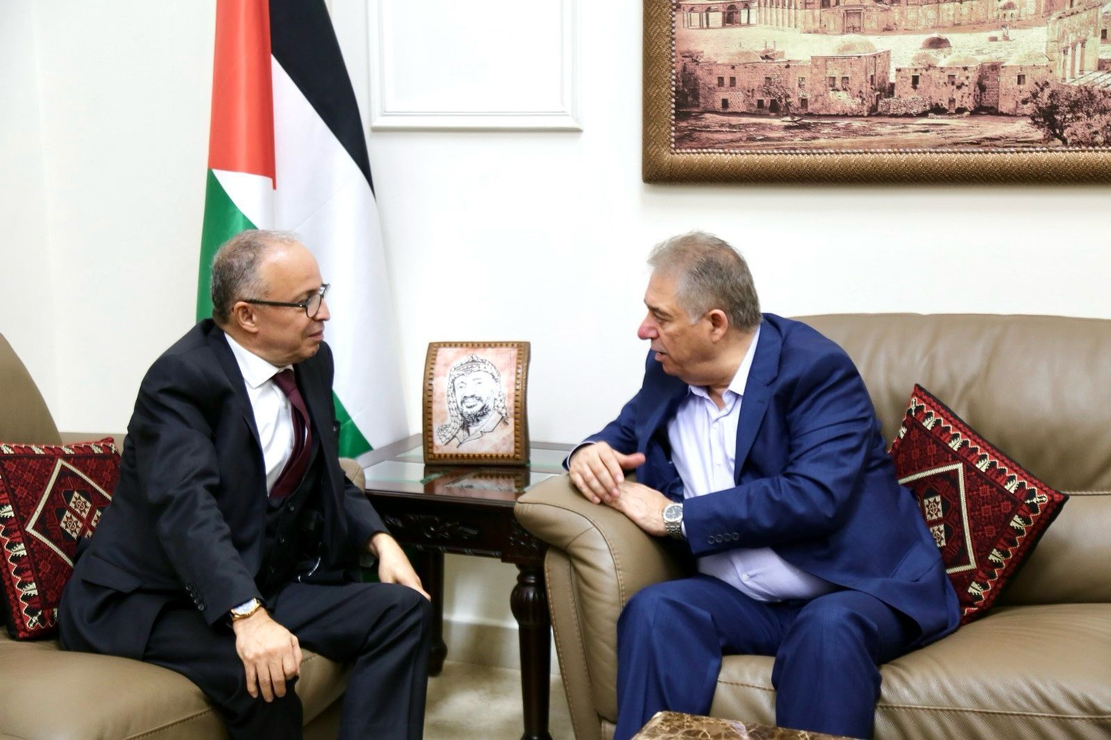 الجزائر