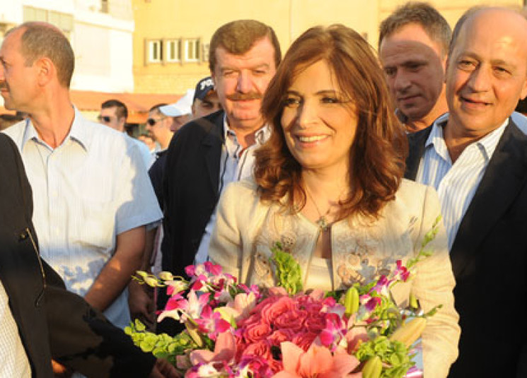 السيدة ميرنا المر