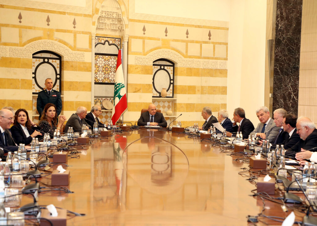 جوزاف عون في نظر الدول الضامنة: ضابط الإيقاع الذي يصون استقرار لبنان بعد قرار حصرية السلاح