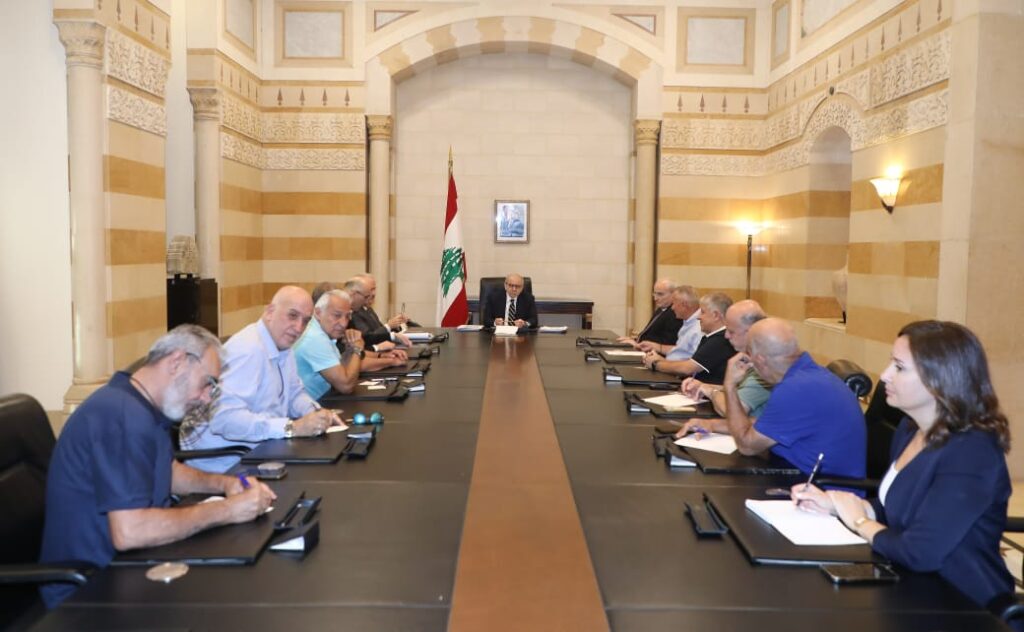 اجتماع ممثلين عن العسكرين المتقاعدين مع رئيس الحكومة نواف سلام