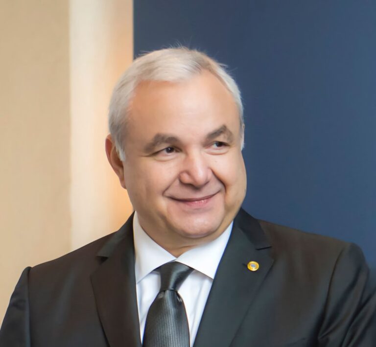 الياس المر: إن حماية لبنان لا تكون بالشعارات العالية ولا بالمغامرات المدمّرة، بل ببناء دولة قوية قادرة، تحتكر قرارها وسيادتها وسلاحها وأمنها