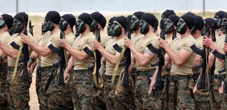 تفيد اوساط واسعة الاطلاع بوجود تواصل دبلوماسي دولي مستمر مع حزب الله حتى عبر وسطاء مقربين من الجانب الأميركي. ويتمحور السؤال الأساسي الذي يطرح على الحزب اليوم حول مدى إمكانية قبوله وقف الحرب مع إسرائيل بمعزل عن المسار الإيراني، في محاولة واضحة من القوى الدولية لعزل المسارين.