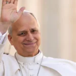 كشف مصدر فاتيكاني واسع الاطلاع لموقع "مصدر دبلوماسي" عن ملامح خطة متكاملة يقودها قداسة البابا لاوُن الرابع عشر، تهدف إلى خفض التوترات وتأمين شبكة أمان دولية للبنان، منطلقاً من التحذيرات الصارمة التي أطلقها أمين سر دولة الفاتيكان الكاردينال بييترو بارولين أمس