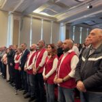 اجتمعت اليوم السبت قرابة 400 عائلة مسيحية نزح أفرادها من الجنوب اللبناني بدعوة من جمعية “ريد إن سيركل” [ريكا] في نشاط رعائي حمل عنوانًا وجدانيًا عميقًا: “من قلبي سلام للجنوب” وذلك في مركز "لقاء" في الربوة.