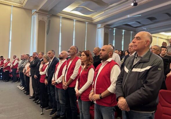 اجتمعت اليوم السبت قرابة 400 عائلة مسيحية نزح أفرادها من الجنوب اللبناني بدعوة من جمعية “ريد إن سيركل” [ريكا] في نشاط رعائي حمل عنوانًا وجدانيًا عميقًا: “من قلبي سلام للجنوب” وذلك في مركز "لقاء" في الربوة.