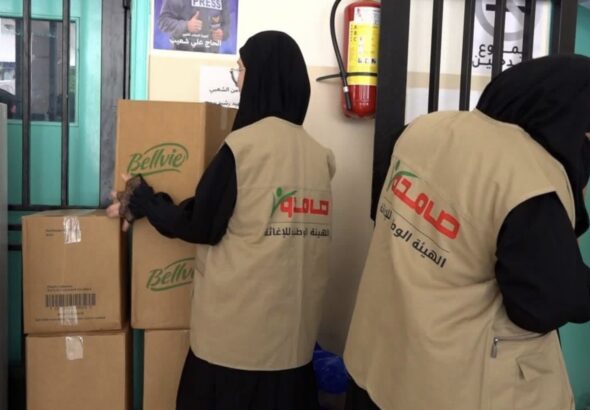 بلغ عدد المتطوعين في الهيئة الوطنية للإغاثة، من الشباب والشابات، ما يقارب 21 ألف متطوع، وقد أحصينا حتى الآن نحو 15 ألفًا تقريبًا، والكثير من هؤلاء المتطوعين، أي ما يقارب 90 إلى 95 في المئة منهم، هم أنفسهم نازحون، يعملون رغم معاناتهم، وبنشاط وحيوية واندفاع لمواجهة هذه الأزمة