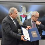 كرّمت دولة فلسطين الفنان اللبناني الراحل أحمد قعبور بمنحه "وسام الثقافة والعلوم والفنون – مستوى التألق" تقديراً لمسيرته الفنية الملتزمة التي كرّس خلالها فنه وإبداعه للدفاع عن قضايا الحرية والعدالة وفي مقدّمها القضية الفلسطينية التي شكّلت محوراً أساسياً في تجربته الفنية والإنسانية.
