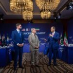سجّلت الجولة الأولى من المفاوضات الإيرانية – الأميركية التي انعقدت أمس الاحد في منتجع بورغنشتوك السويسري، برعاية مشتركة من قطر وباكستان، تقدماً أولياً وصفه الوسطاء بالإيجابي والبنّاء في أول اختبار عملي لمذكرة التفاهم التي وقّعت أخيراً في إسلام آباد بهدف معالجة الملفات الخلافية بين الطرفين عبر المسار الدبلوماسي.
